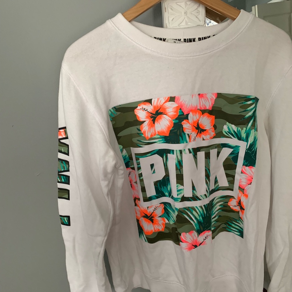 Victoria’s Secret white floral pullover